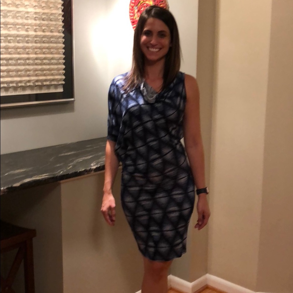BCBG size XS blue one shoulder dress